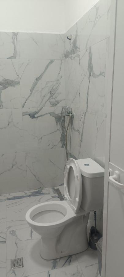 Seasidegolem Apartments Luaran gambar